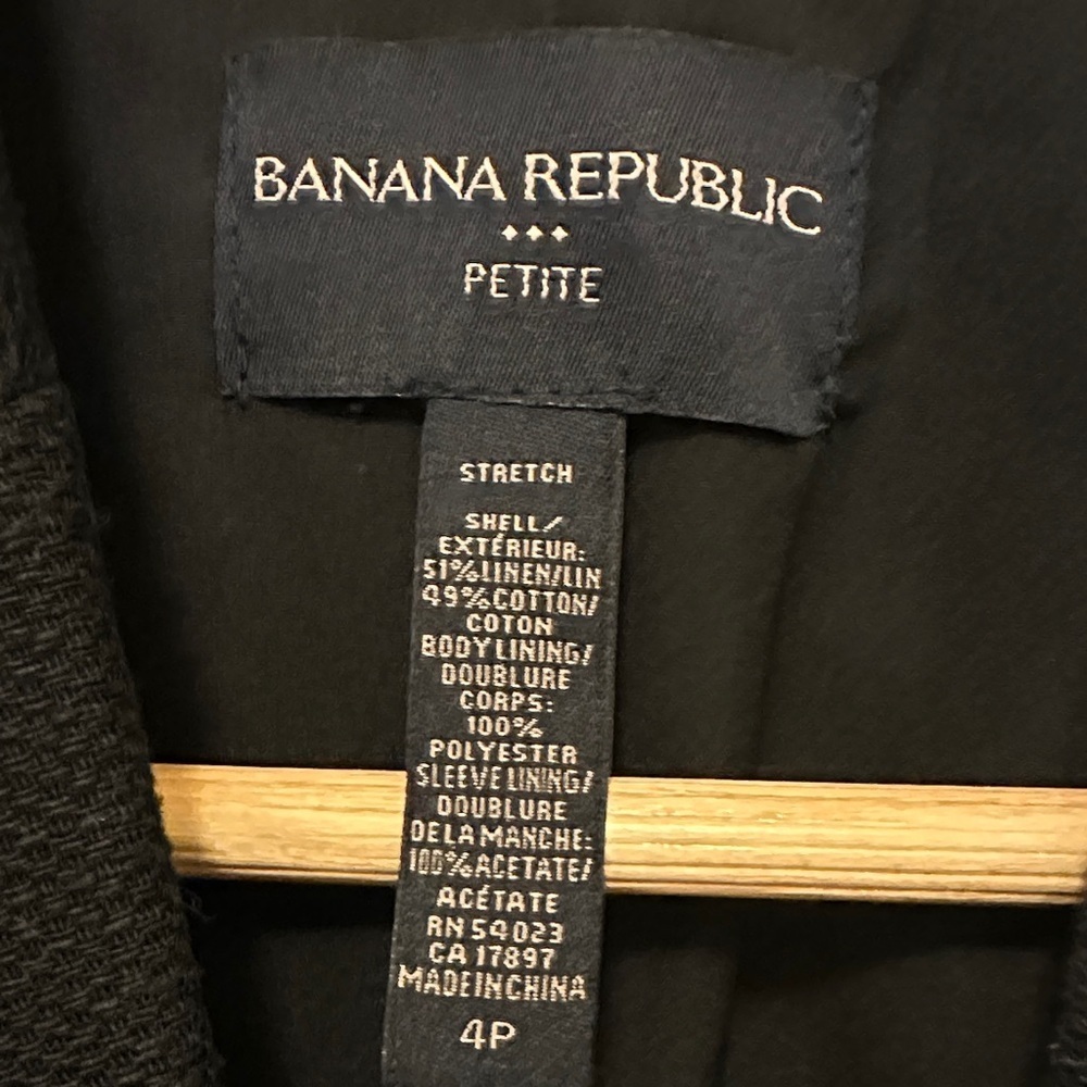 Banana Republic Black Textured Blazer - Picture 5 of 5